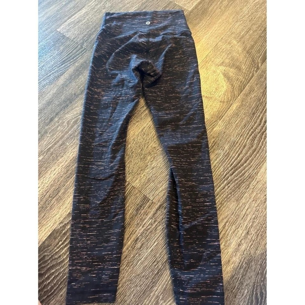 Lululemon Black and Pink Swift Speed High-Rise Yoga Leggings 4 - Picture 2 of 4